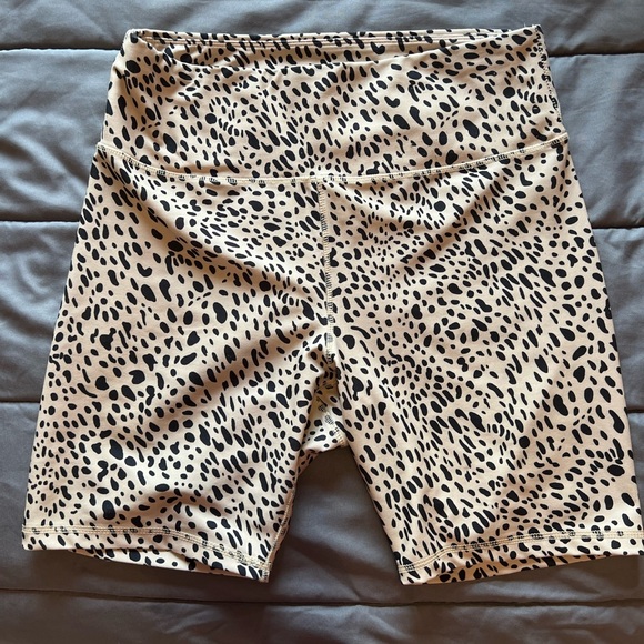 Embrace life v neck t short set size 1X - Picture 6 of 9